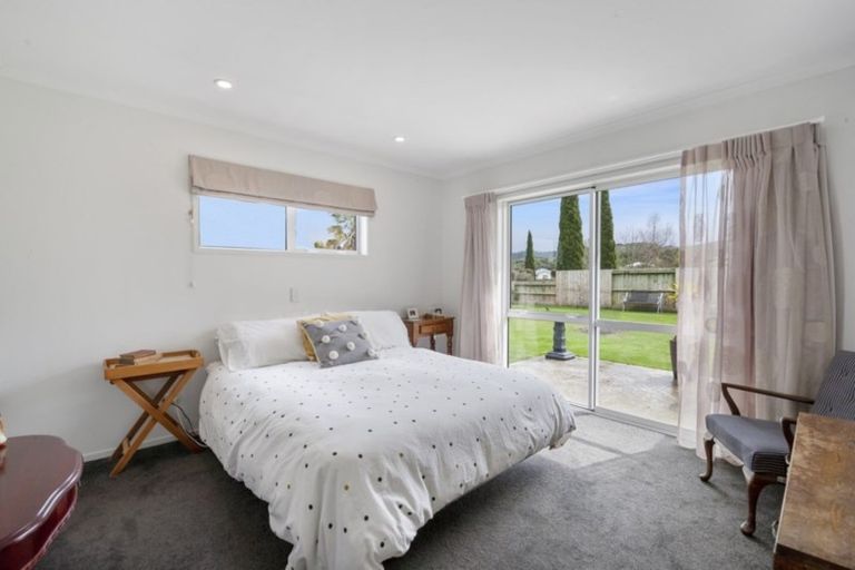 Photo of property in 3 Montgomery Crescent, Kinloch, Taupo, 3377