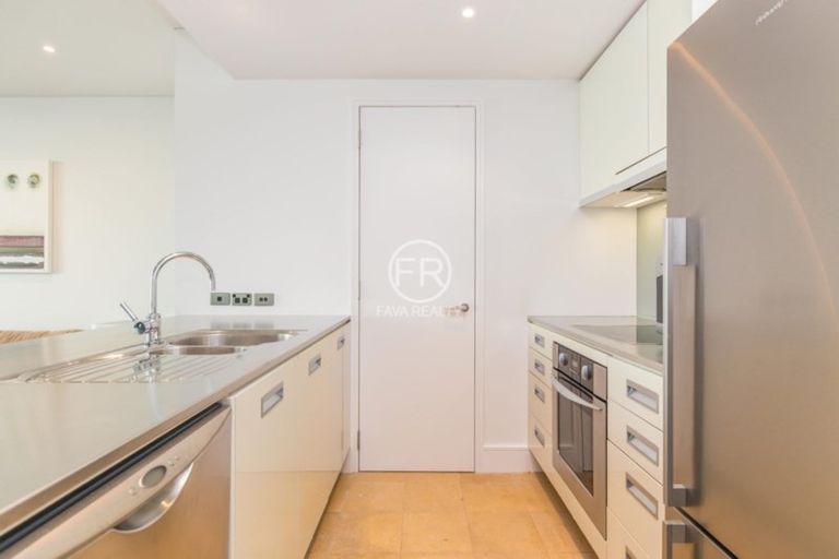 Photo of property in North At Lighter Quay Apartments, 2c/87 Halsey Street, Auckland Central, Auckland, 1010