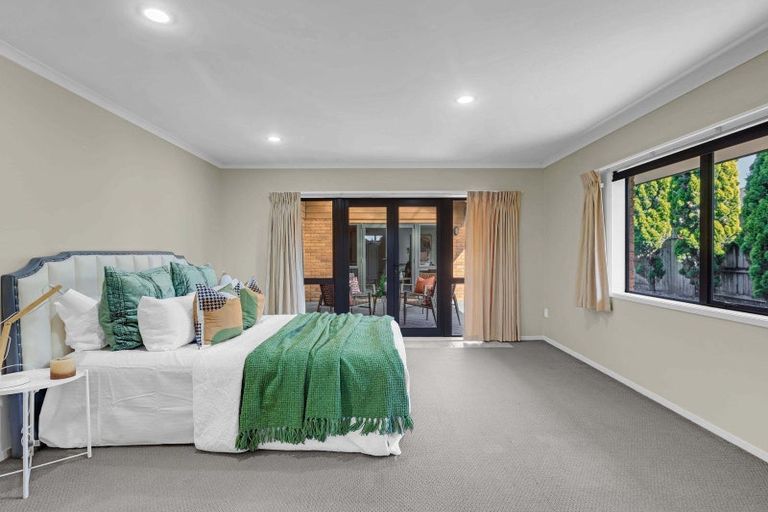 Photo of property in 2 Shiraz Place, Rototuna, Hamilton, 3210