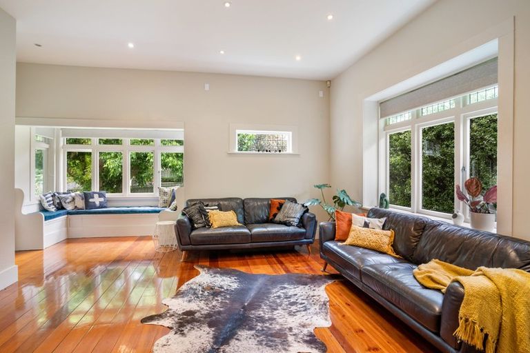 Photo of property in 8 Crossfield Road, Glendowie, Auckland, 1071