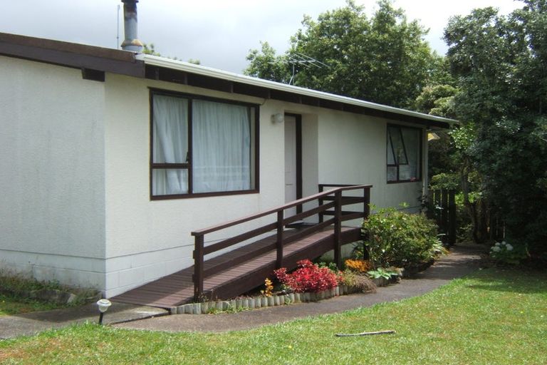 Photo of property in 1/13 Scarlock Avenue, Browns Bay, Auckland, 0630