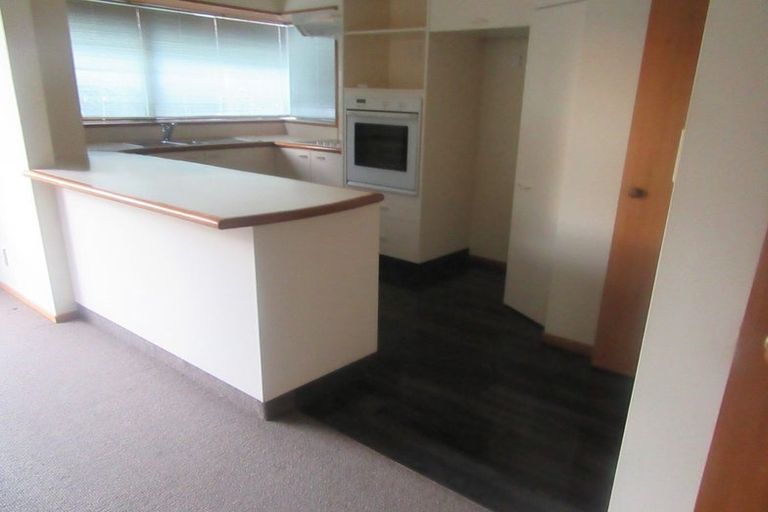 Photo of property in 9 Clyde Road, Upper Riccarton, Christchurch, 8041