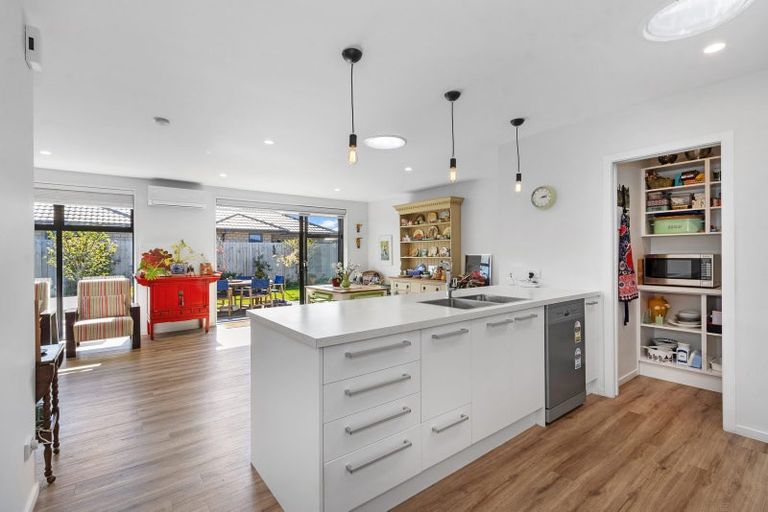 Photo of property in 106 Caulfield Avenue, Halswell, Christchurch, 8025