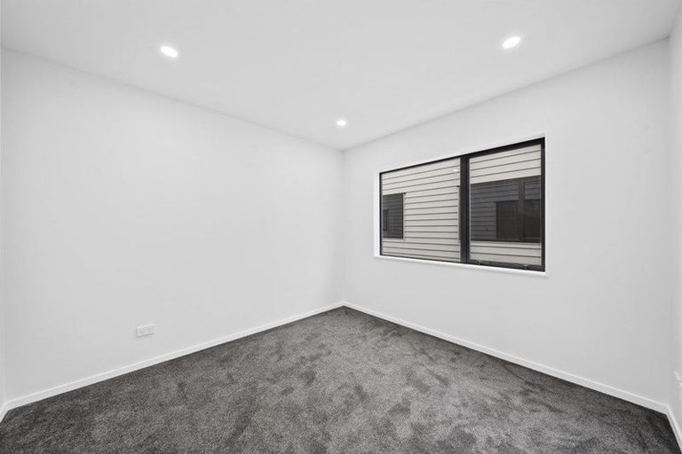 Photo of property in 7/9 Wilson Place, Papakura, 2110
