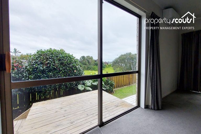 Photo of property in 2/14 Bramley Drive, Farm Cove, Auckland, 2012