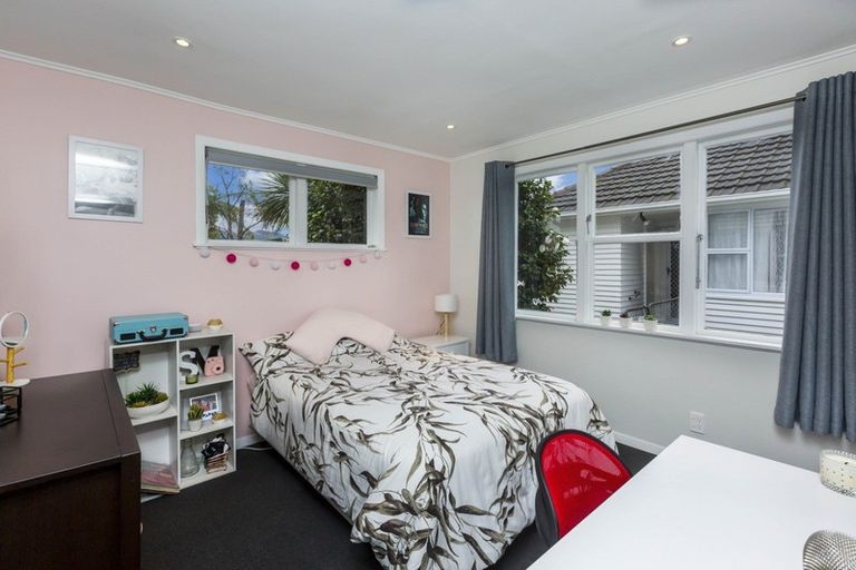 Photo of property in 34 Fraser Crescent, Elderslea, Upper Hutt, 5018