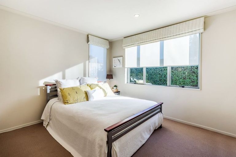 Photo of property in 20 Himikera Avenue, Avondale, Auckland, 1026