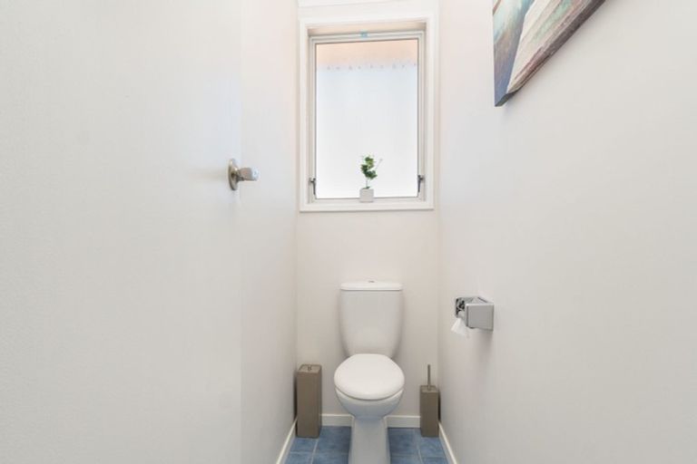 Photo of property in 6a Coates Street, Tawa, Wellington, 5028