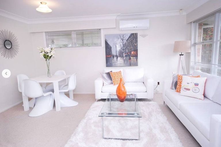 Photo of property in 1/2 Saltburn Road, Milford, Auckland, 0620