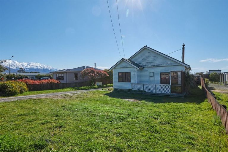 Photo of property in 28 Beach Road, Kaikoura, 7300