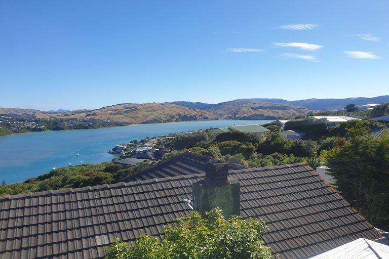 Photo of property in 35 Kahu Road, Paremata, Porirua, 5024