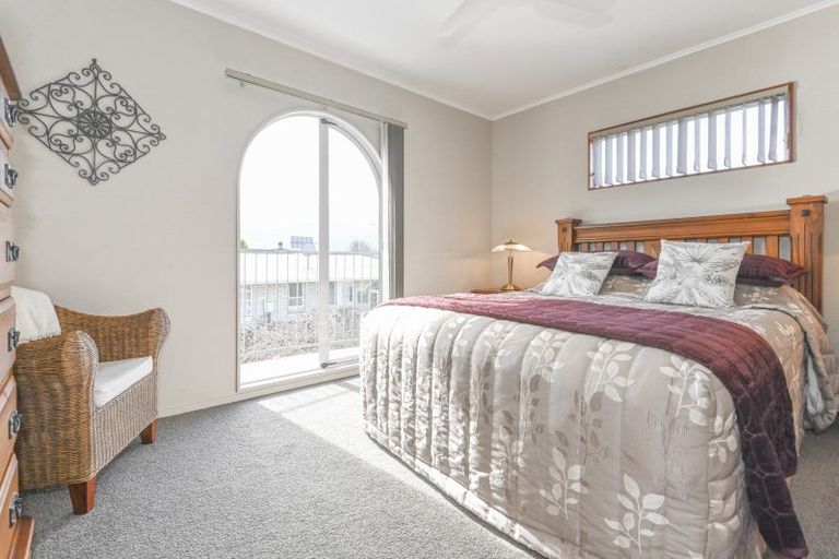 Photo of property in 2/102 Southampton Street West, Hastings, 4122