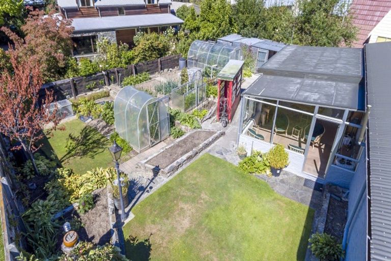 Photo of property in 17 Inverness Crescent, Arrowtown, 9302