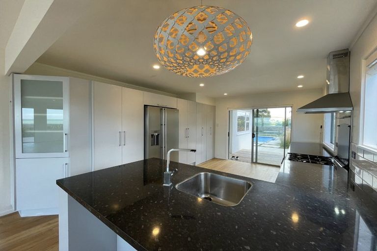 Photo of property in 227 Clifton Road, Te Awanga, 4102