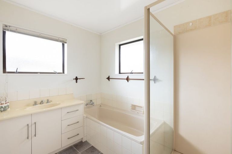 Photo of property in 17b Laing Place, Otumoetai, Tauranga, 3110