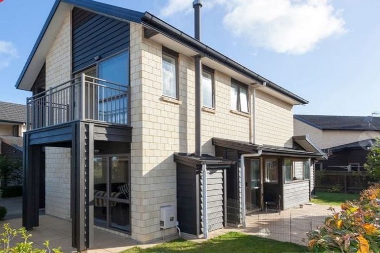 Photo of property in 3 Bluewater Place, Paraparaumu, 5032