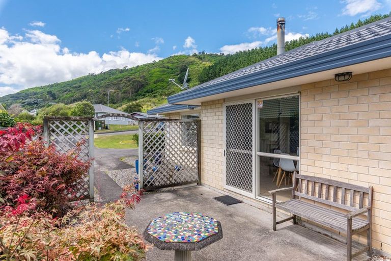 Photo of property in 48 He Awa Crescent, Waikanae, 5036