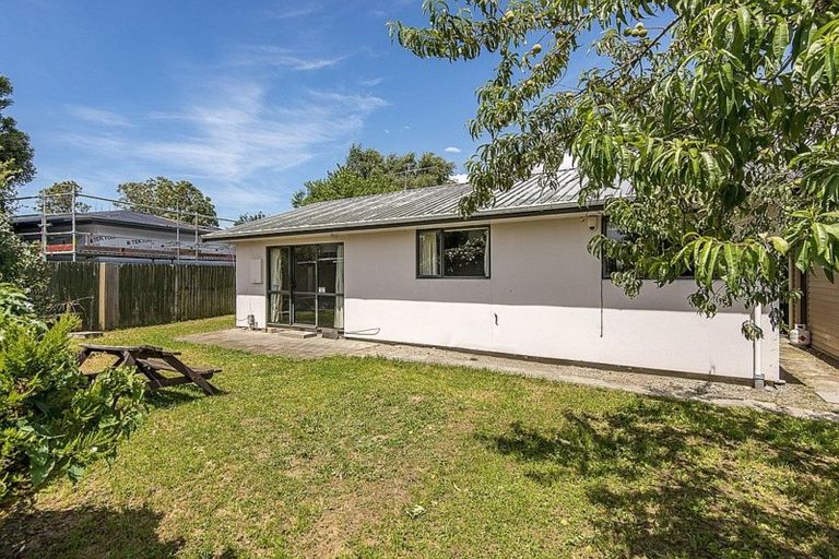 Photo of property in 6a Bellbrook Crescent, Shirley, Christchurch, 8013