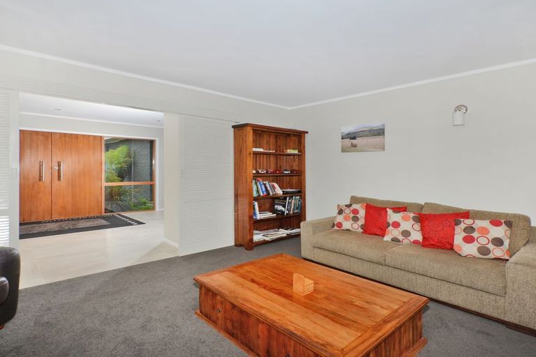Photo of property in 10 Kotare Crescent, Maunu, Whangarei, 0110