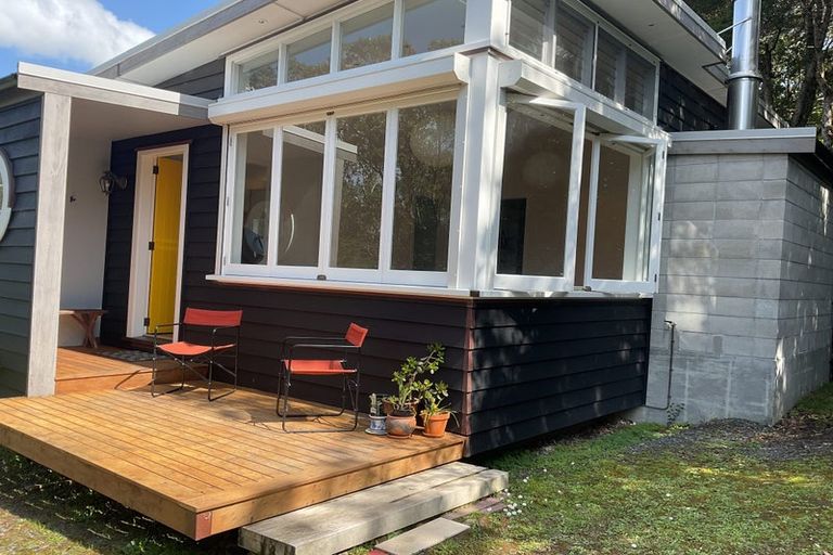 Photo of property in 27 Matheson Bay Road, Leigh, 0985