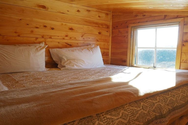 Photo of property in 134 Lone Kauri Road, Karekare, New Lynn, 0772