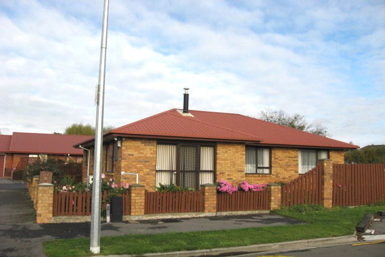 Photo of property in 17a Leander Street, Northcote, Christchurch, 8052