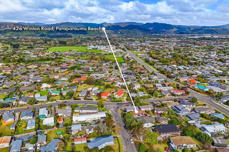 Photo of property in 42 Winton Street, Paraparaumu Beach, Paraparaumu, 5032