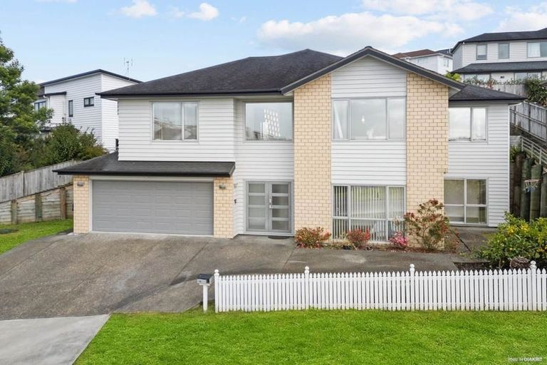 Photo of property in 14 Alloway Street, Westgate, Auckland, 0614