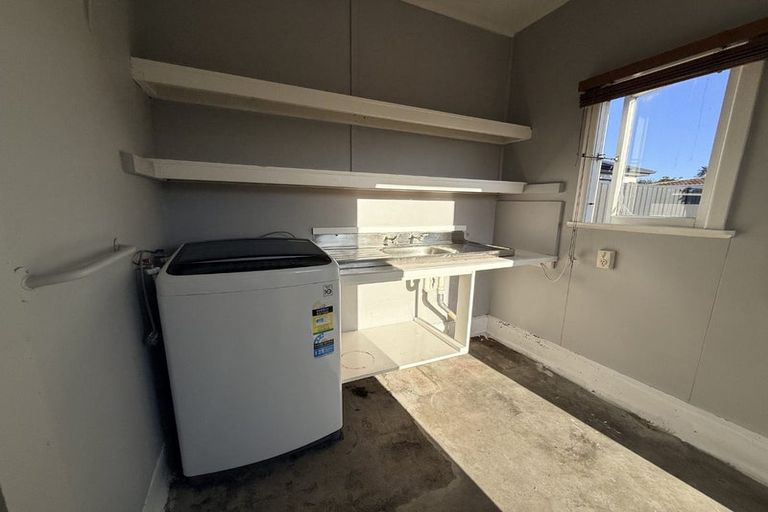 Photo of property in 15 Riverbend Road, Onekawa, Napier, 4110