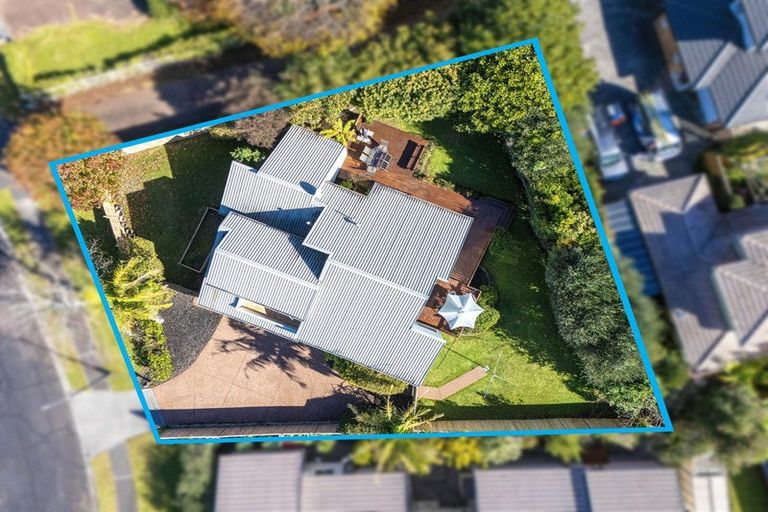 Photo of property in 5 Rifleman Rise, Unsworth Heights, Auckland, 0632