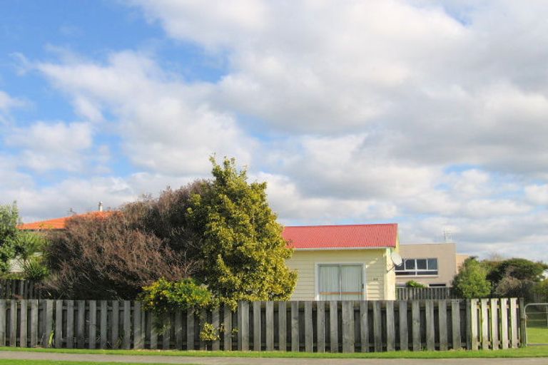 Photo of property in 628 Papamoa Beach Road, Papamoa Beach, Papamoa, 3118