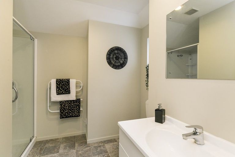 Photo of property in 19e Motueka Street, Ngaio, Wellington, 6035