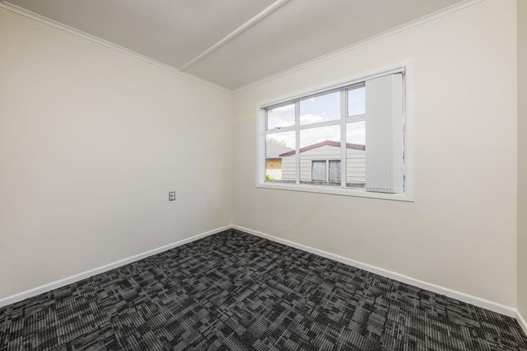 Photo of property in 39 Walters Road, Takanini, 2112