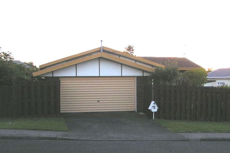 Photo of property in 2/53 Francis Street, Hauraki, Auckland, 0622