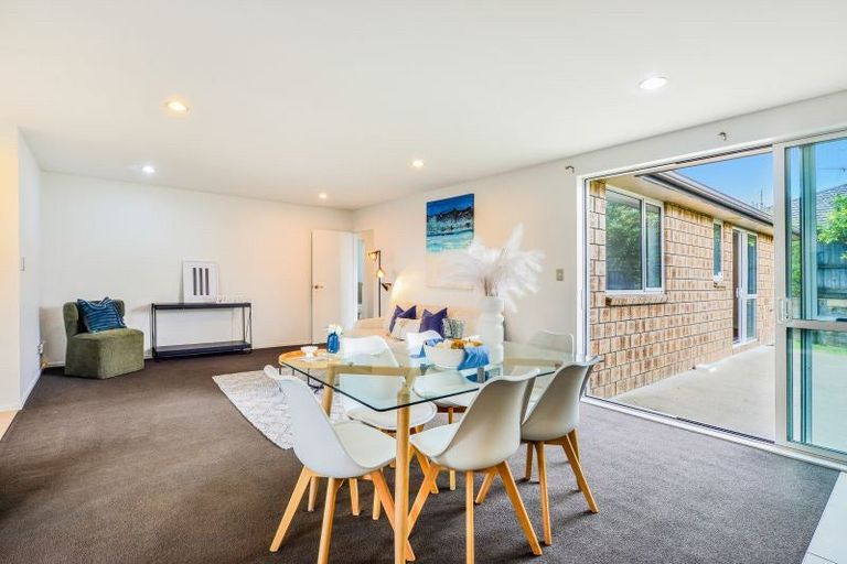 Photo of property in 18 Te Ironui Place, Huntington, Hamilton, 3210