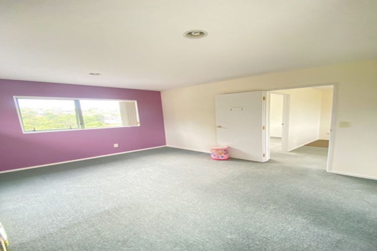 Photo of property in 48 Redwing Street, Browns Bay, Auckland, 0630