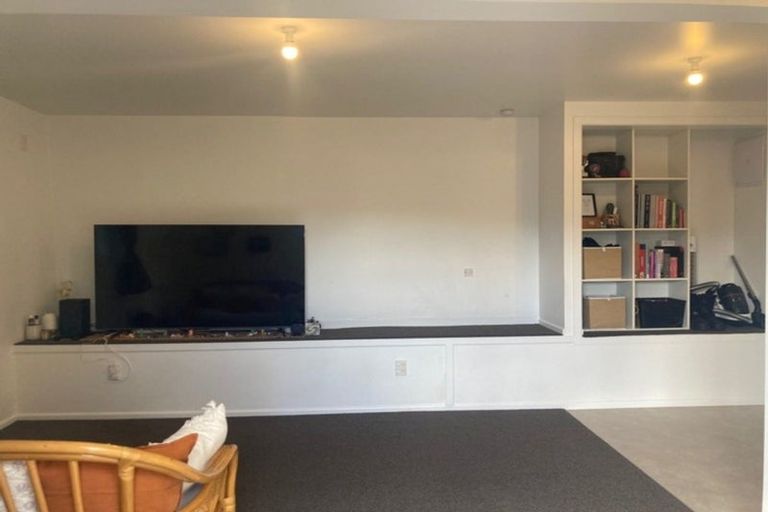 Photo of property in 32 Upland Road, Kelburn, Wellington, 6012