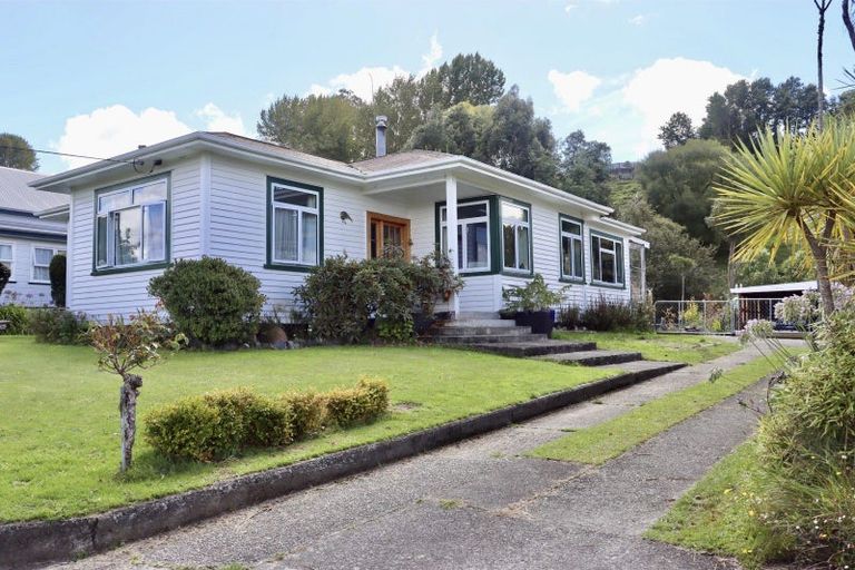 Photo of property in 50 Kiwi Road, Taihape, 4720