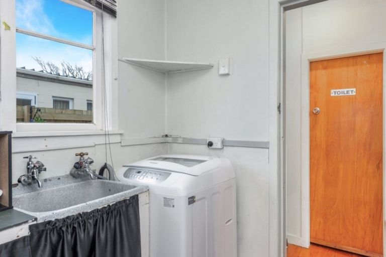 Photo of property in 60 Bandon Street, Frankton, Hamilton, 3204