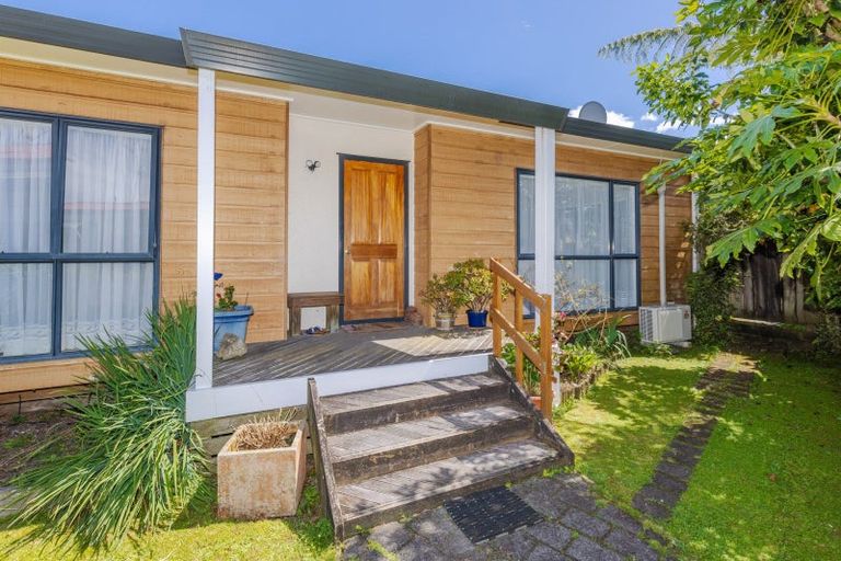 Photo of property in 56 Lansdowne Crescent, Glenview, Hamilton, 3206