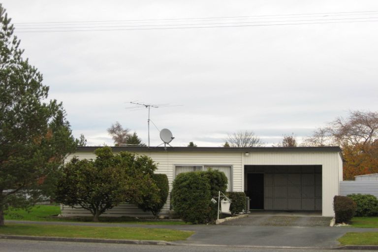 Photo of property in 15 Eden Street, Milton, 9220