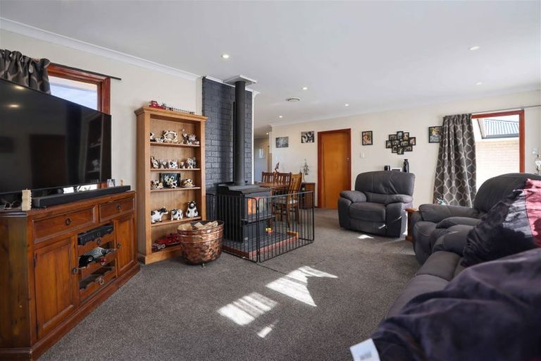 Photo of property in 225 Walnut Avenue, Ashburton, 7700