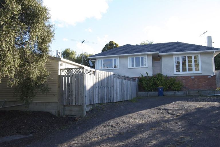 Photo of property in 74 Kervil Avenue, Te Atatu Peninsula, Auckland, 0610