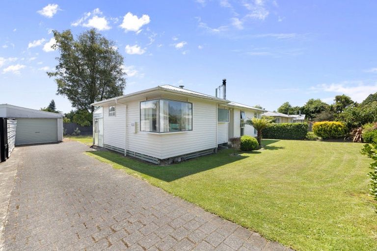 Photo of property in 12 Mawake Place, Turangi, 3334