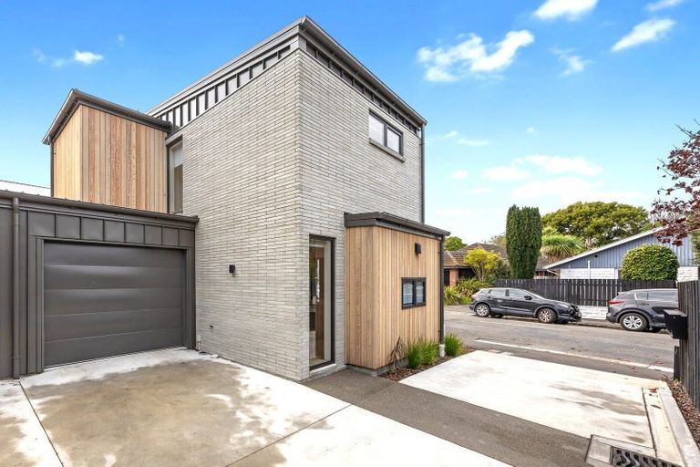 Photo of property in 1/19 Courtenay Street, St Albans, Christchurch, 8014