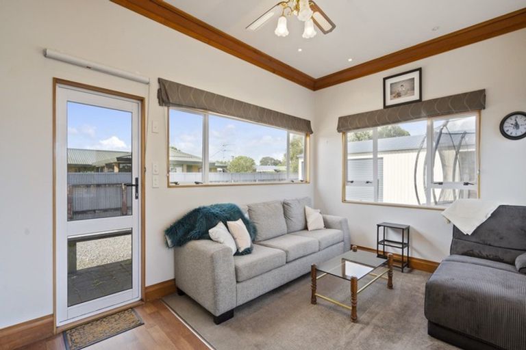 Photo of property in 15 Portia Street, Stratford, 4332