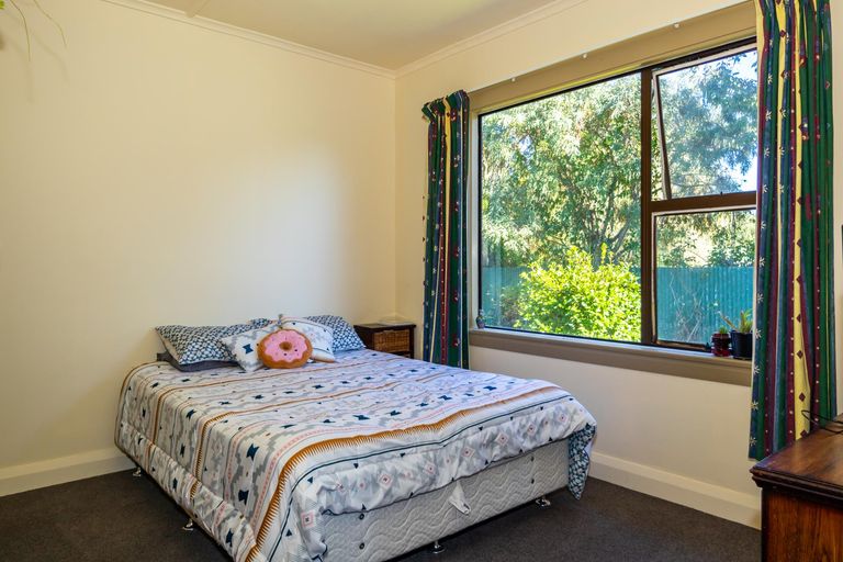 Photo of property in 94 The Avenue, Pareora, 7912