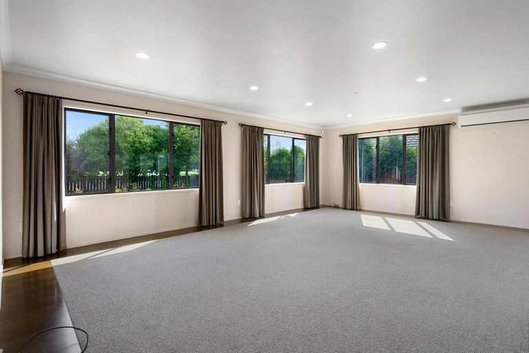 Photo of property in 17 Vogel Street, Cambridge, 3434