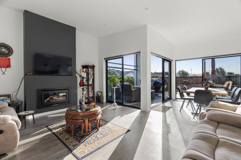 Photo of property in 57 Awatira Drive, Papamoa Beach, Papamoa, 3118