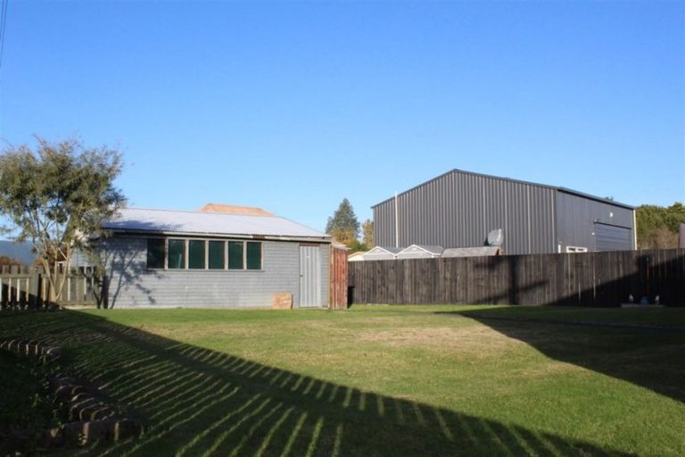 Photo of property in 18 Rangatira Drive, Mangakino, 3421